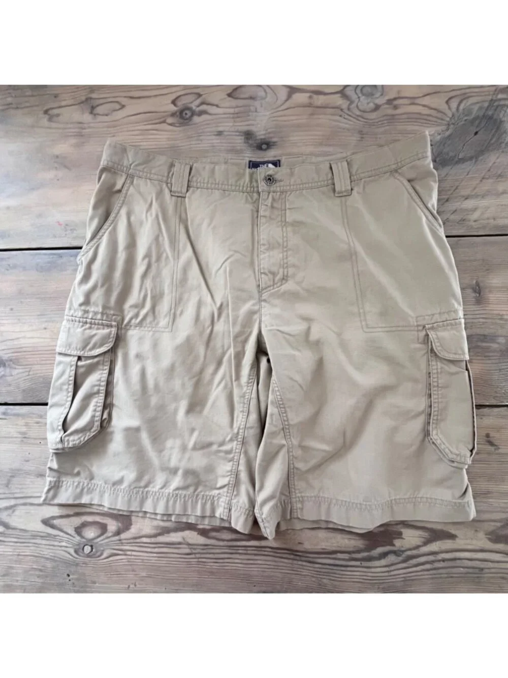 The North Face Cargo Shorts Mens 40X11 Tan Baggy Outdoors